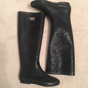 dav snakeskin rain boots